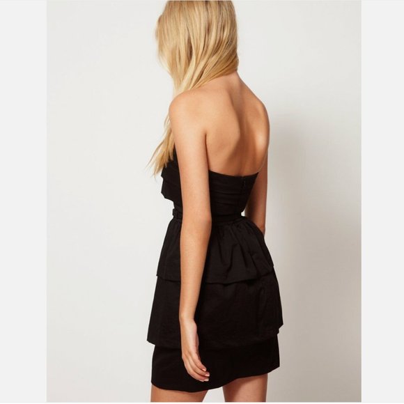 NWT Strapless FCUK Belted Ruffle Black Dress - Picture 3 of 9